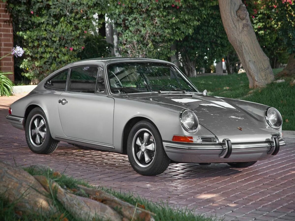 Купил машину 20 лет. Порше 911 1964. Порше 911 1963. Порше 911 1 поколение. Porsche 911 Carrera 1964.