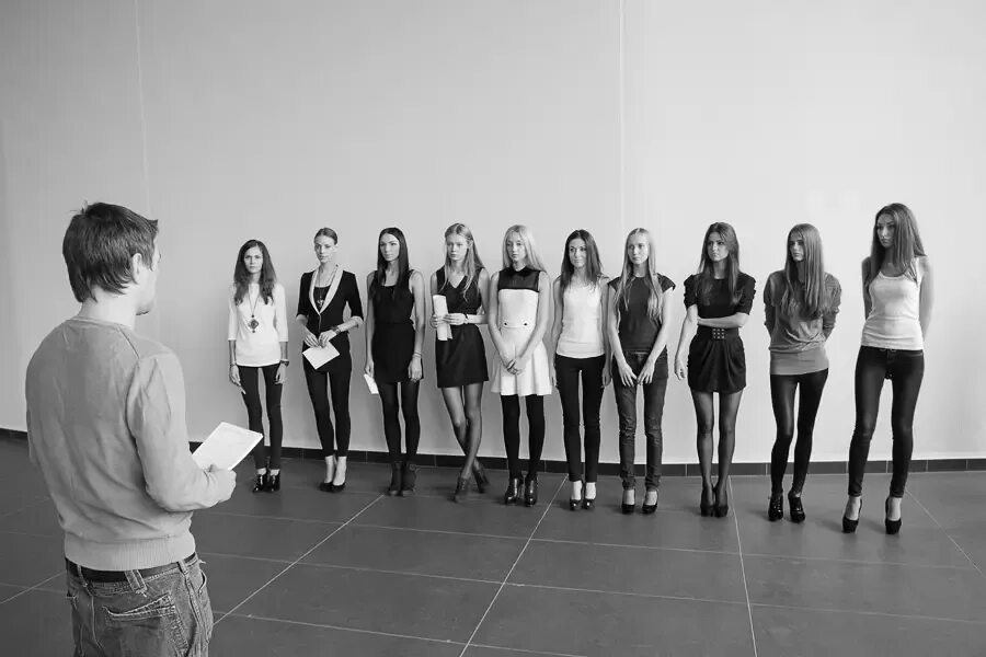 Кастинг красивых девочки. Кастинг фотомоделей. кастинг моделей для фотосессии. фотосессия кастинг модельное агентство. кастинг моделей fashion.