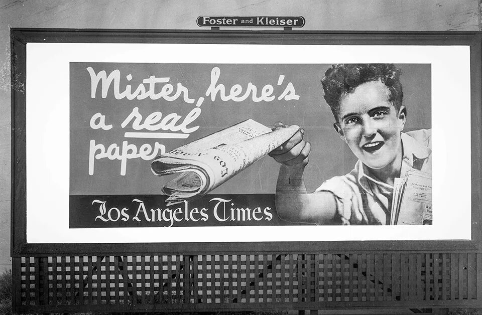Wednesday afternoon. Читает газету в Лос Анджелес.