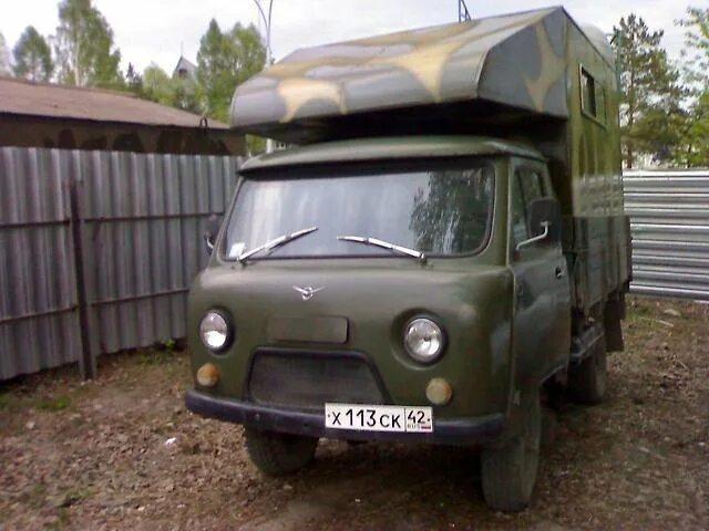 Уаз 3303 будка вахтовка. Уаз 3303 бортовой будка. Уаз 3303 птс хлебный фургон. Будка в кузов уаз 3303. Будка на уаз головастик.