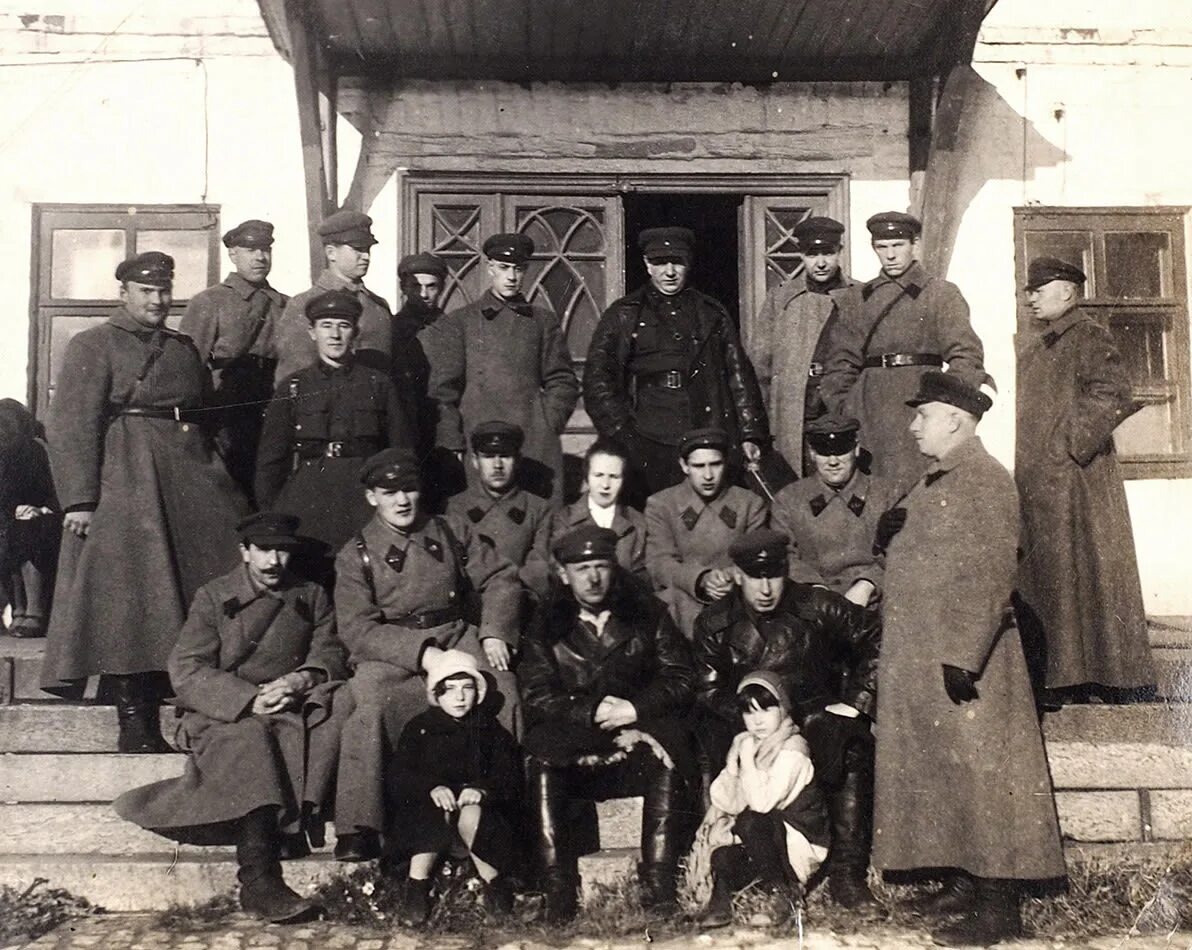 Соловки в1926г. Соловки сталинский лагерь ГУЛАГ. Соловецкий лагерь особого назначения. ГУЛАГ лагерь на Соловецких островах. Экспедиция 1923 1928