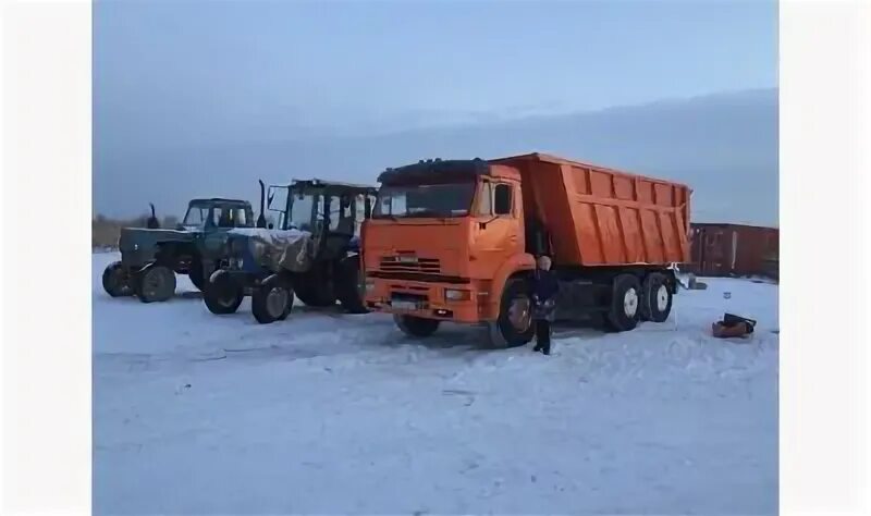 КАМАЗ 15 тонн объем кузова. КАМАЗ 6520 сколько кубов песка. КАМАЗ 15 Т самосвал зимой. КАМАЗ 6520 сколько кубов кузов.