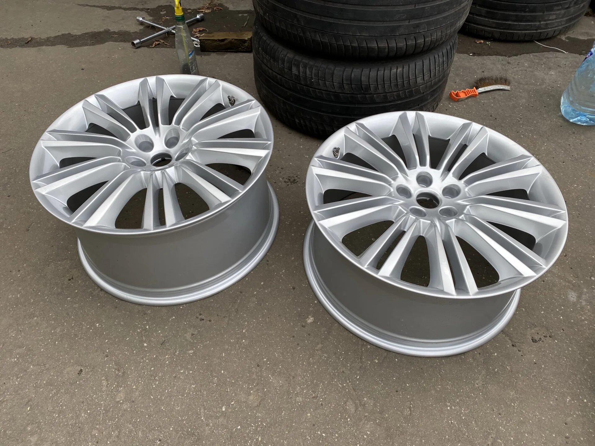 Диски Jaguar r20. Jaguar Kasuga r20. Диски Jaguar XF r20. R20 Kasuga XJ.