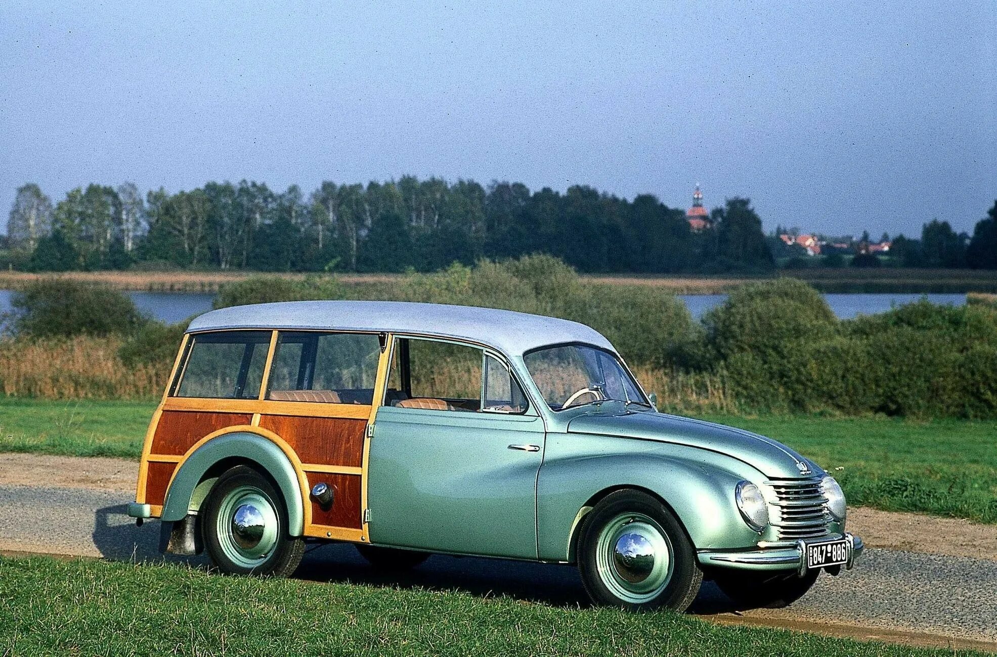 Volkswagen 60. DKW f89. Автомобиль DKW f8. DKW 1953. Фольксваген 60х универсал.