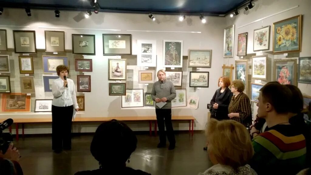 открывается музей. выставка работ художников. калининград день города 2018. выставка красногорск. красногорск выставка.