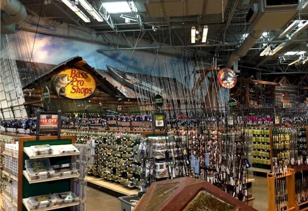 Басс магазин. Bass Pro shops Orlando. Супермаркет Bass Pro shops. Bass Pro shops интерьер. Bass Pro shops model-1565183.