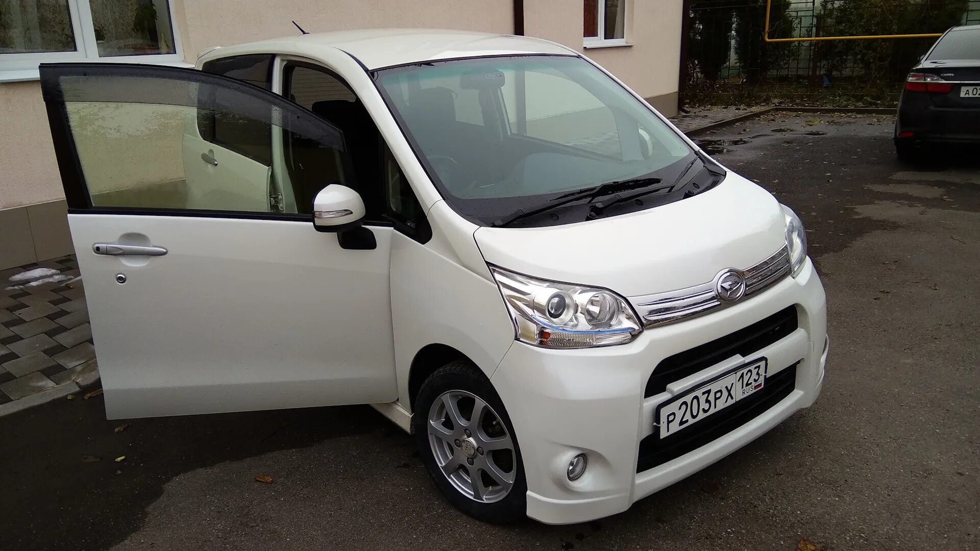 Дайхатсу кастом. Daihatsu move custom 2018. Daihatsu move custom 2018. Daihatsu move custom 2012. Daihatsu move custom.
