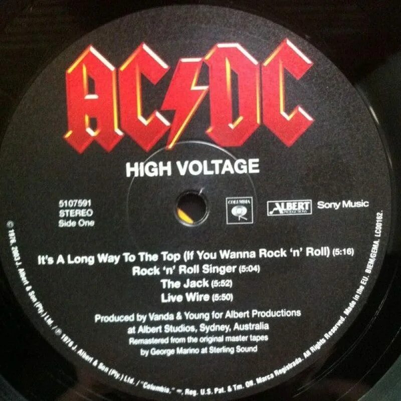 AC/DC - High Voltage винил. AC DC 1976 High Voltage. AC DC виниловые пластинки 1983. AC DC High Voltage альбом.