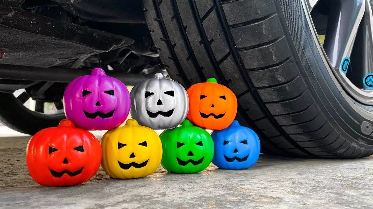 Хэллоуин машины. Машина на Хэллоуин. Хэллоуинские машины. Halloween car Diamond Painting. Crushing crunchy & Soft things by car! - Experiment: Halloween Pumpkins vs car vs food.