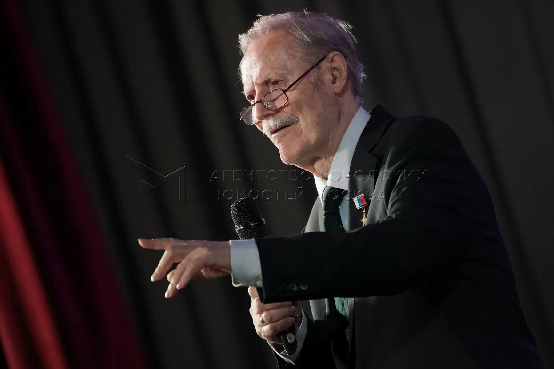 Юрий соломин актер. Ольга николаевна соломина жена юрия соломина. Кедров константин александрович лекции. Андрей кончаловский и никита михалков братья. Юрий мефодьевич соломин.