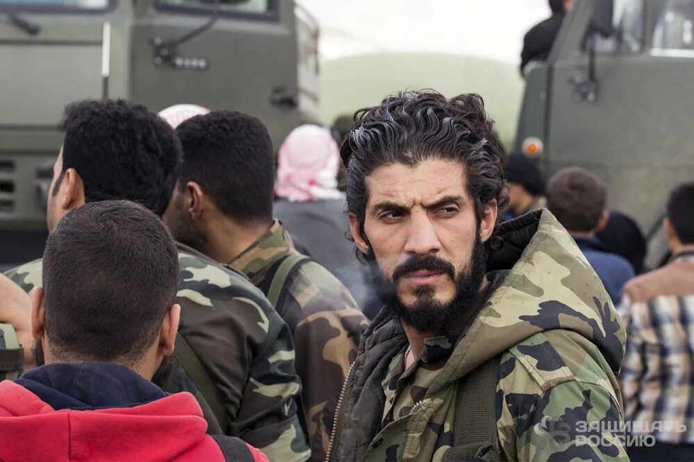 Сирийцы лица. Сирийцы мужчины. Курды мужчины. Красивые мужчины тони махфуд. Сирийские женщины.