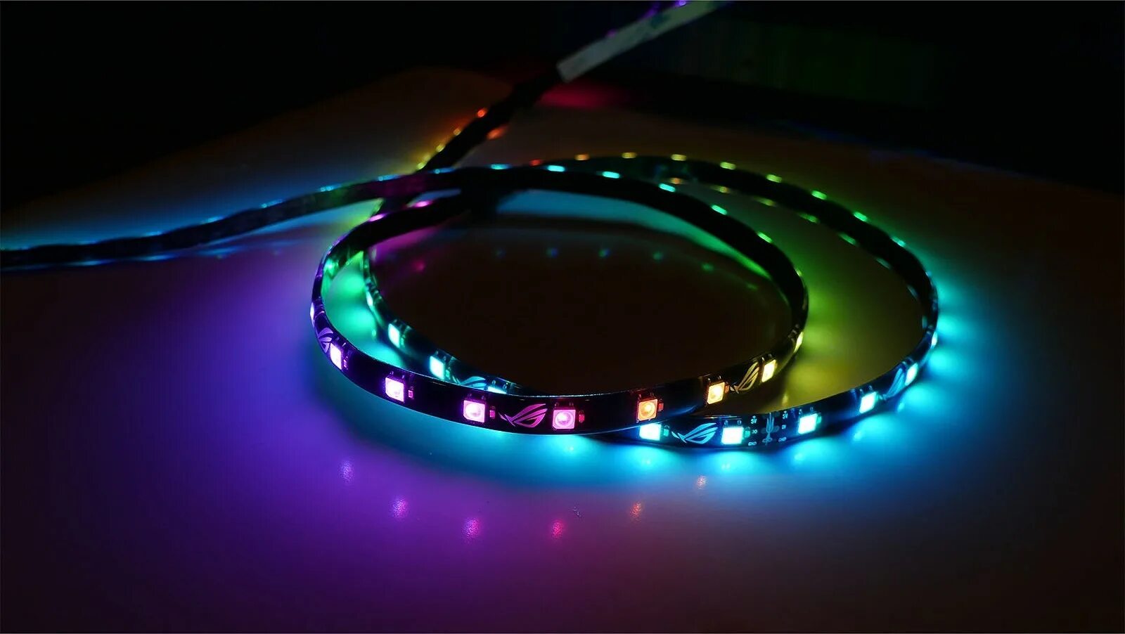 Подсветка aura. Rgb подсветка gigabyte. Asus aura sync. Addressable rgb led strip. Подсветка aura.