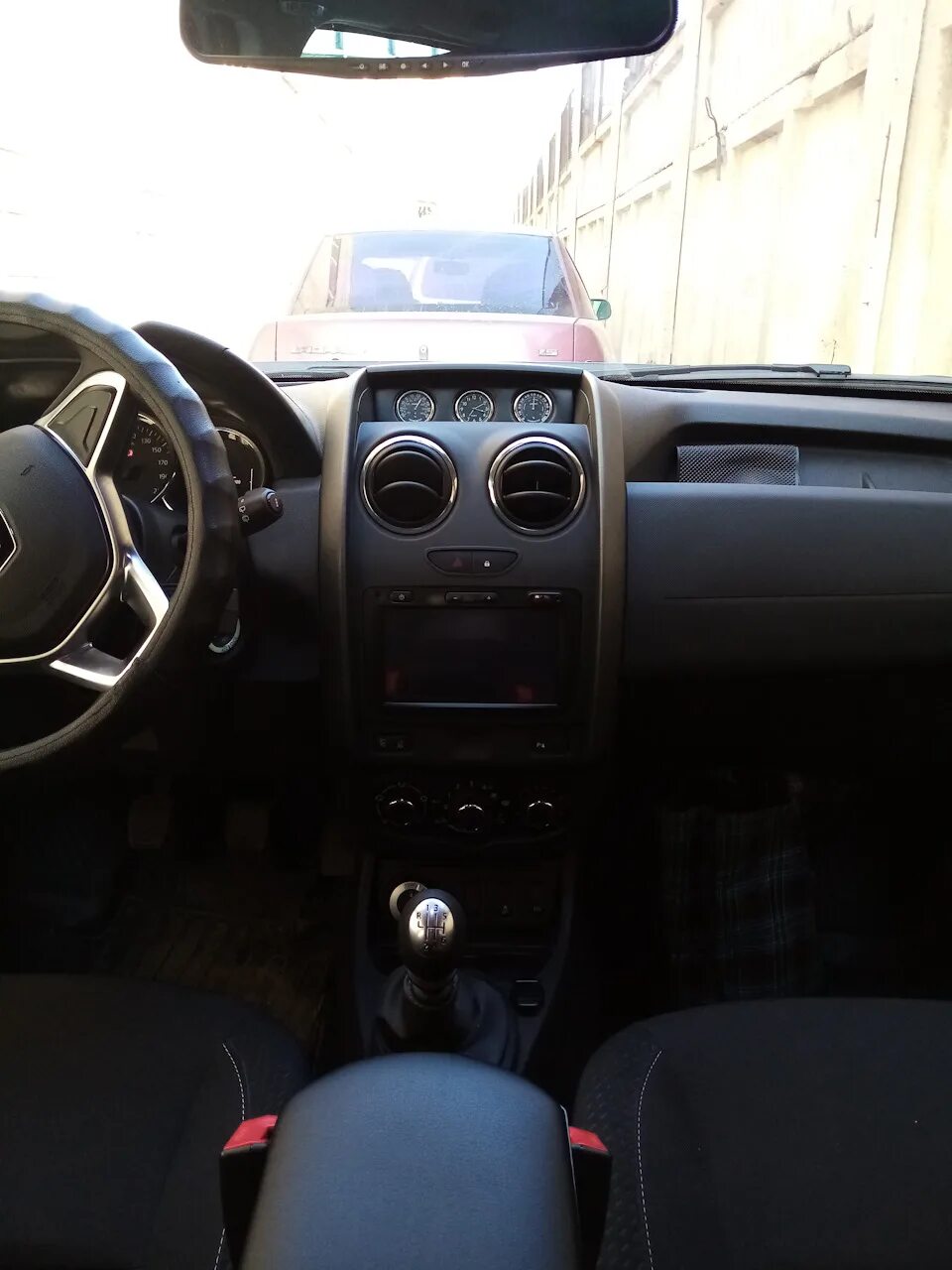 Renault Duster 2013 года выпуска для рынка Южной Африки. Фото 5. VERcity
