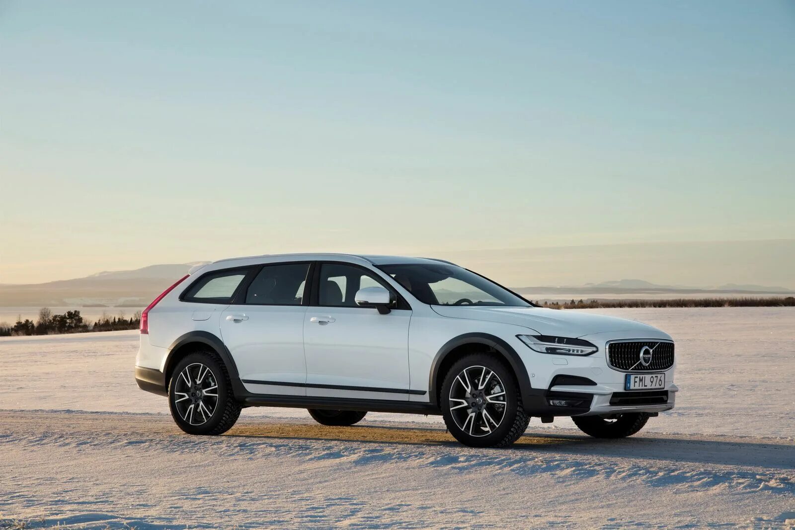 Volvo v90. Volvo v90 cross country. Volvo xc90 cross country. Вольво в90 кросс кантри. Вольво в90 кросс кантри.
