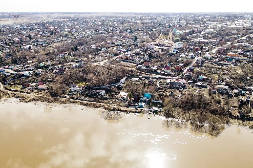 Половодье Ока Кашира. В Кашире разлив на реке Ока. Разлив Оки в Кашире. Уровень воды Ока Кашира.