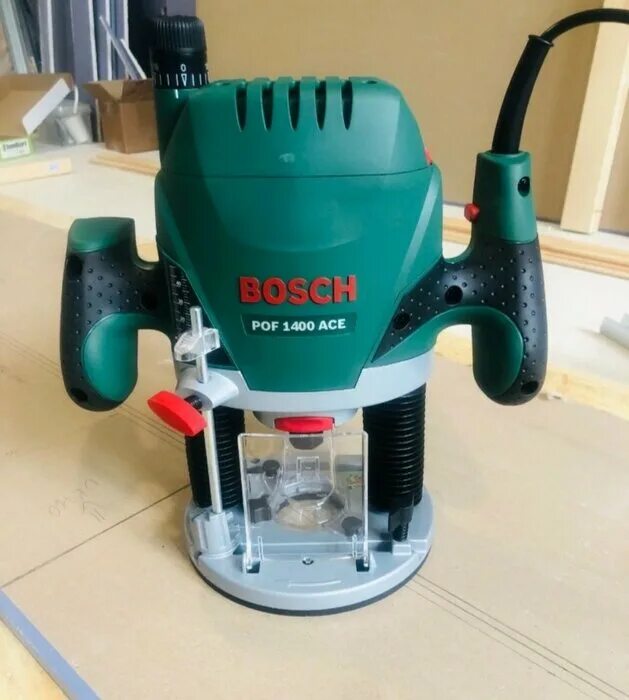 1400 ace 1400 вт. Bosch POF 1400 Ace. Фрезер Bosch POF 1400. Bosch POF 1400 Ace 060326c820, 1400 Вт. Фрезер Bosch POF 1300 Ace.