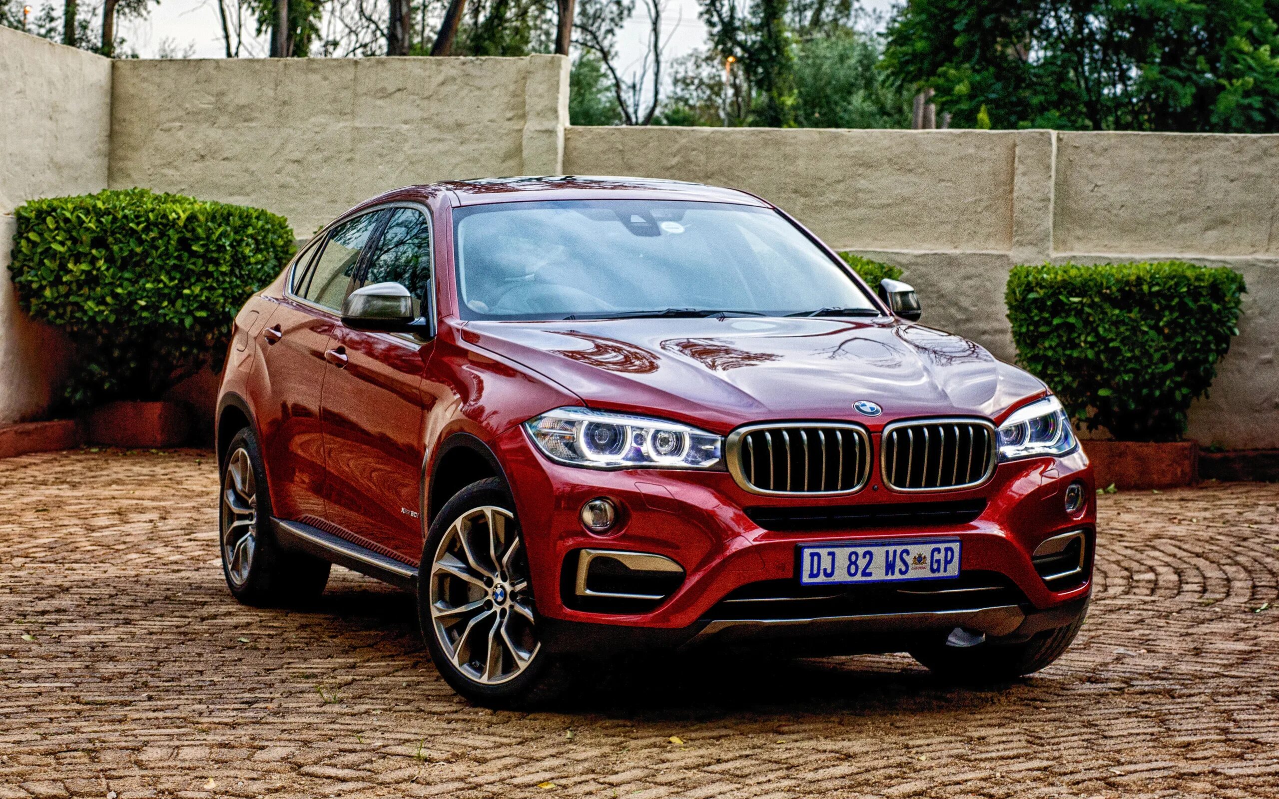 Х 4 6 4х 6х. БМВ х6 красная. БМВ х6 джип. BMW x6 xdrive50i. BMW x6 f16 XDRIVE.