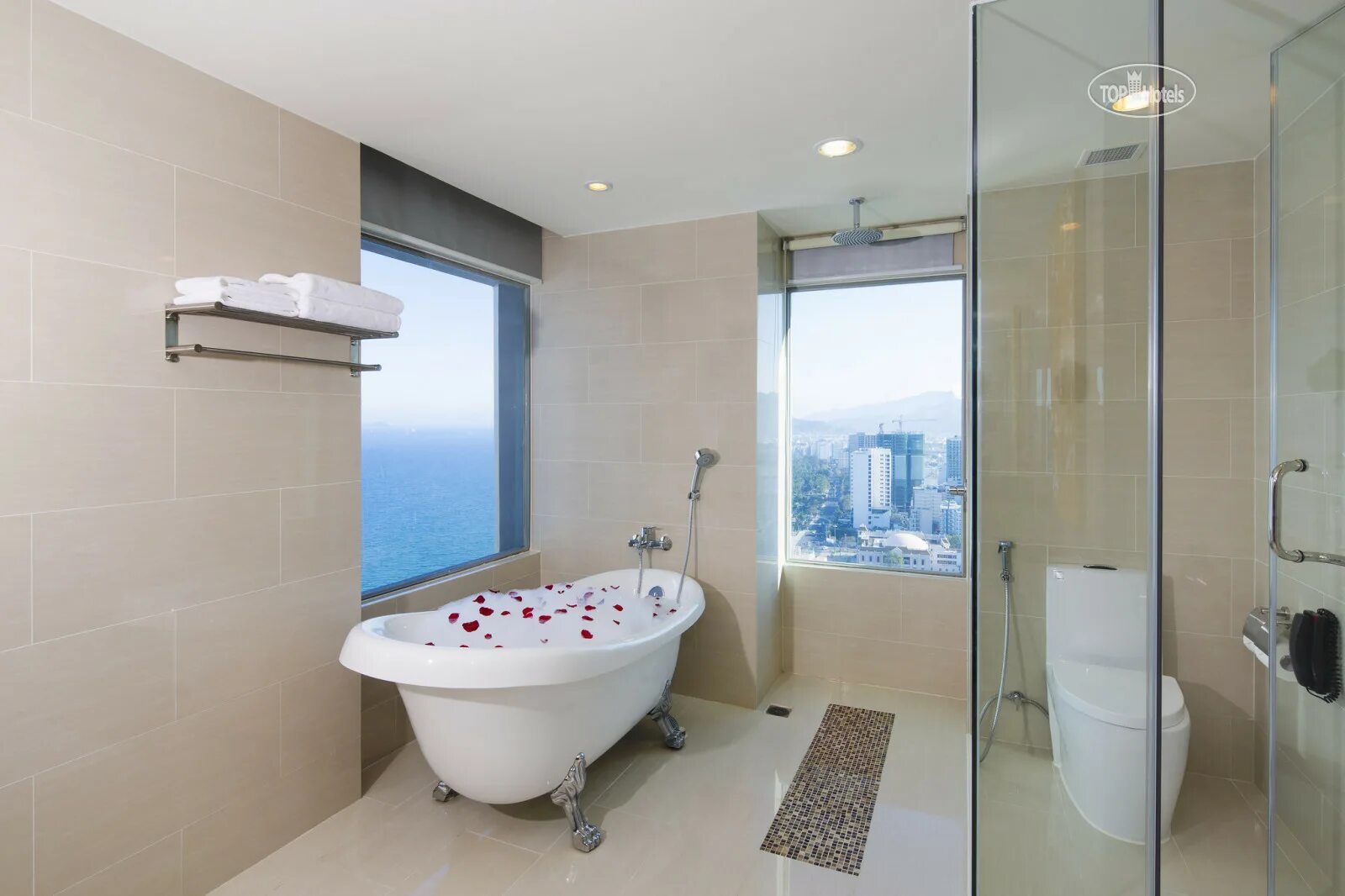 Best western premier havana nha trang 5*. Havana nha trang hotel. Premier havana nha trang 5*. Premier havana nha trang. Best western premier havana nha trang 5*.