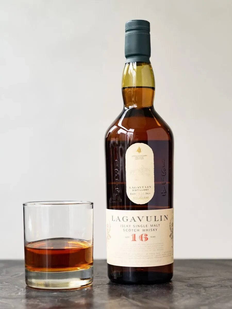 Виски lagavulin 16