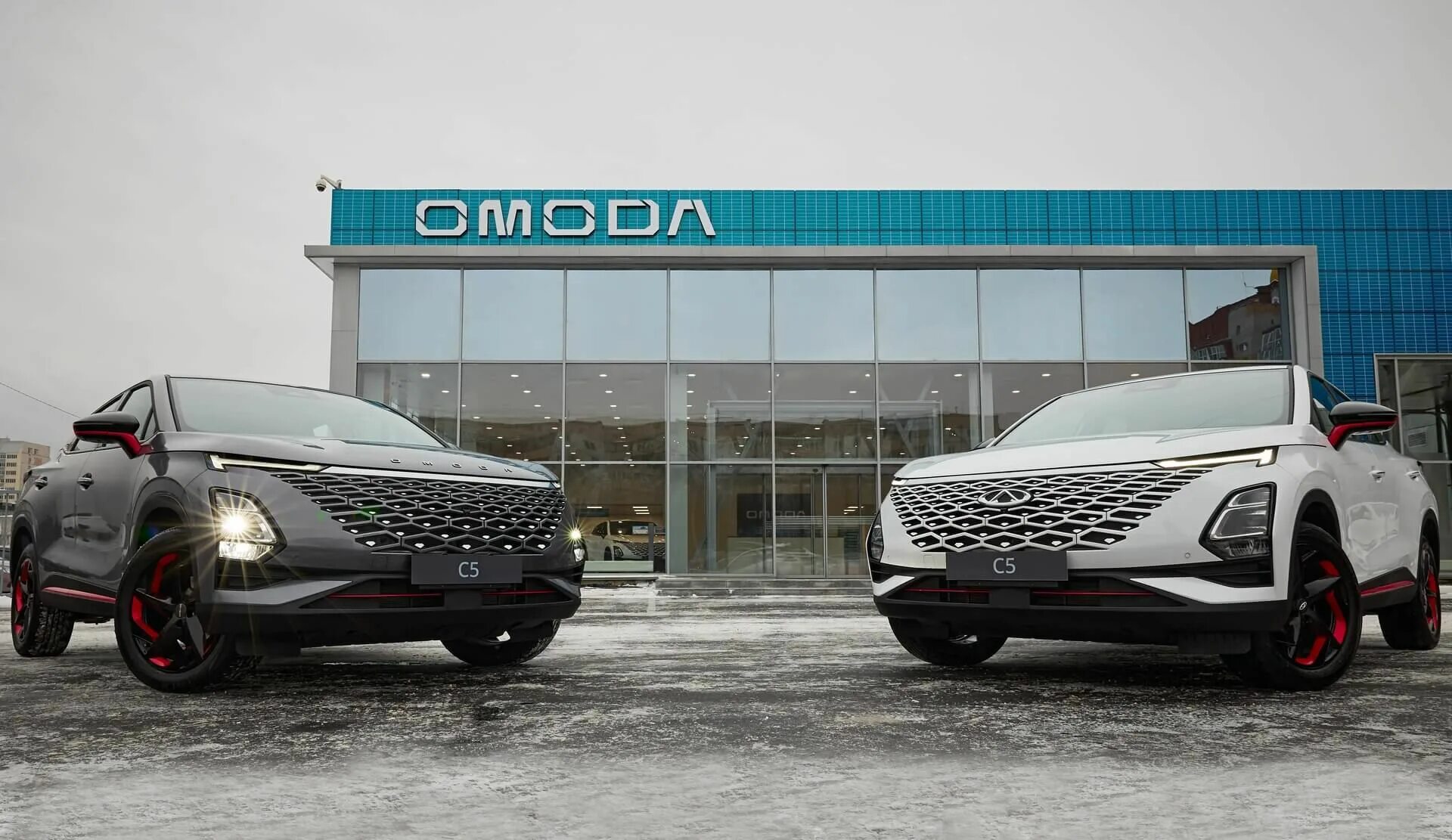 Автоцентр ант. Автосалон Omoda. Кроссовер омода.