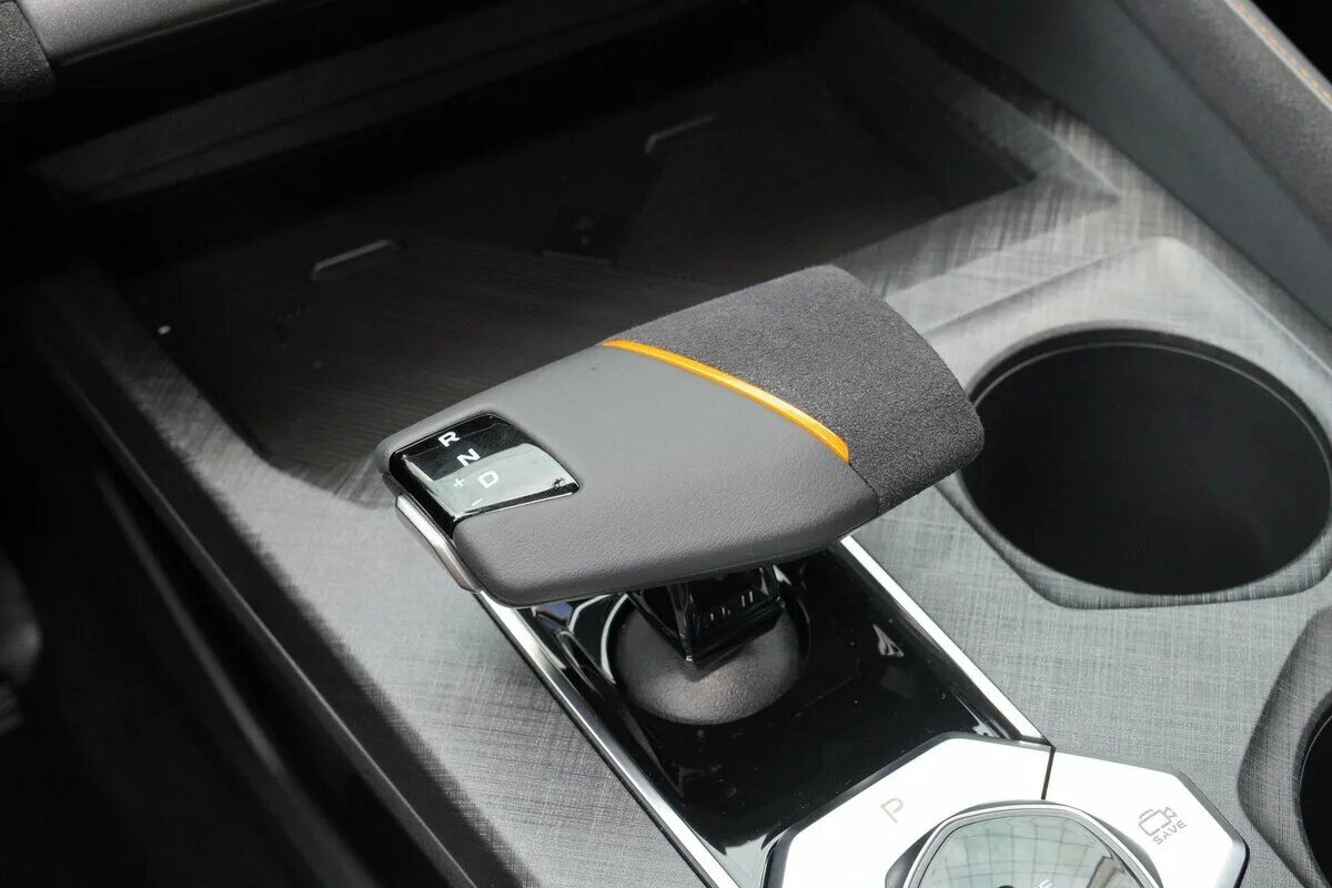 Changan liftback. Юникей чанган 2022. Changan uni-v 2022 салон. Чанган юнити салон 2022. Changan uni v подогрев.