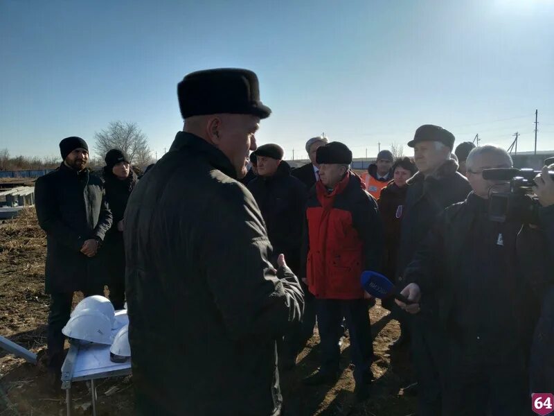 Молодежный перелюбский район саратовская область. Перелюбский район Саратовской области. Перелюбский район Саратовской село Грачев куст Перелюбский район. Перелюбское кладбище. Нижняя Покровка Саратовская область Перелюбский район.