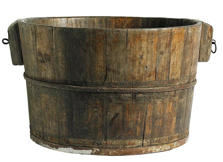 Ушат корыто лохань. Ушат в древней руси. Ушат корыто лохань. Лохань деревянная. Что такое лохань в древней руси.