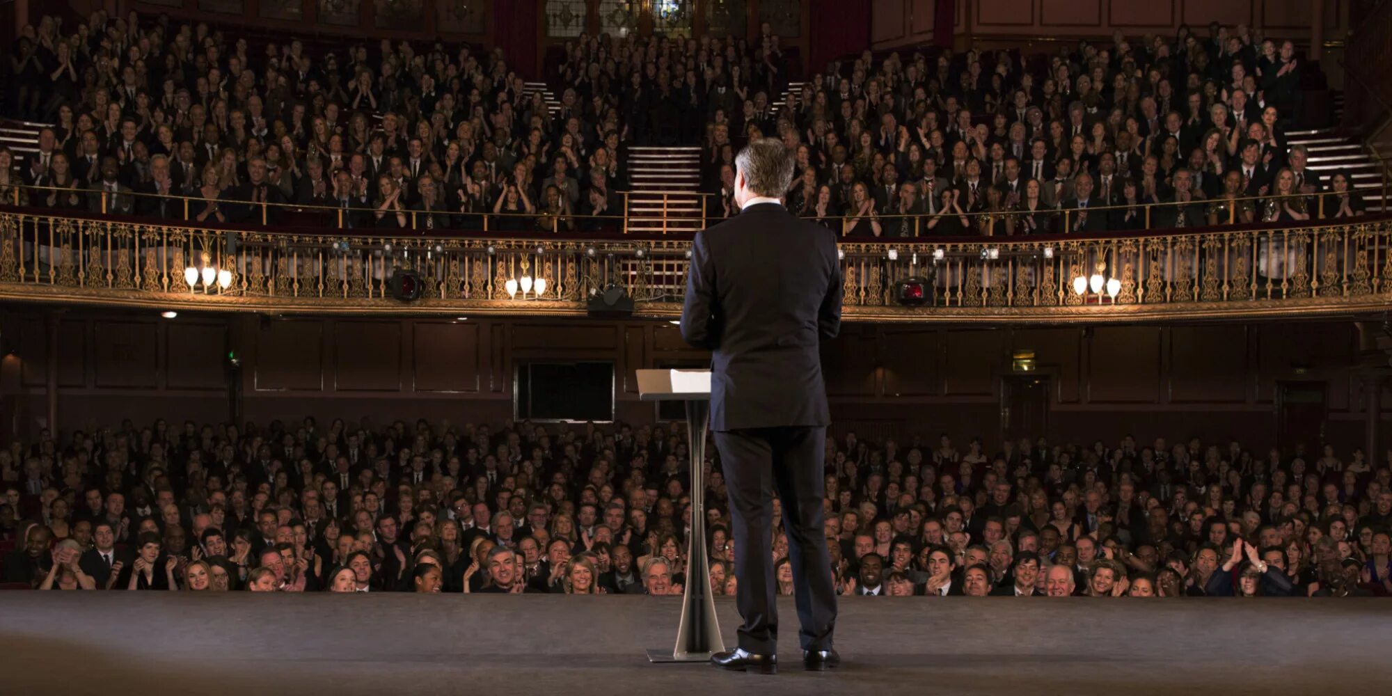 Публичное выступление 5. Спикер оратор. Оратор на сцене. Публичное выступление 5. Оратор.