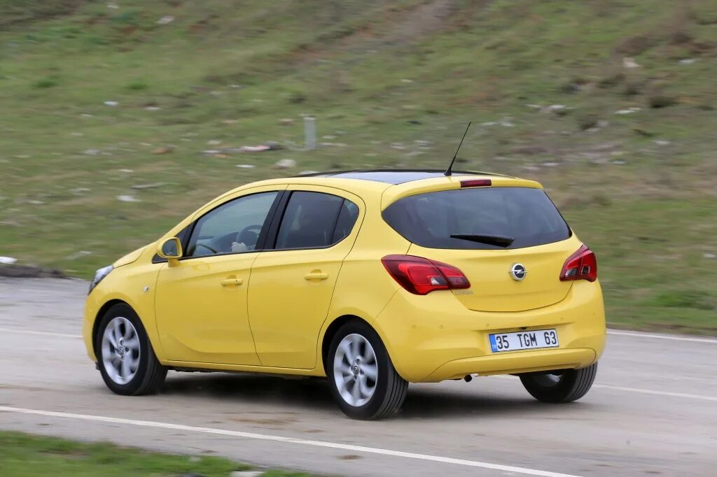 Opel бу. Opel Corsa 2011 3 двери. Опель Корса новая 2013. Opel Corsa Kalina. Opel Corsa 2014 3 двери.