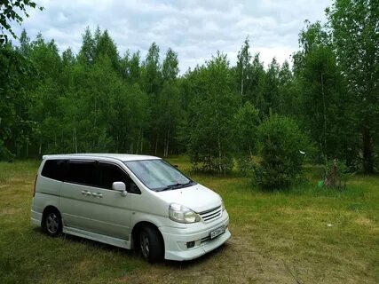 Кузов nissan serena