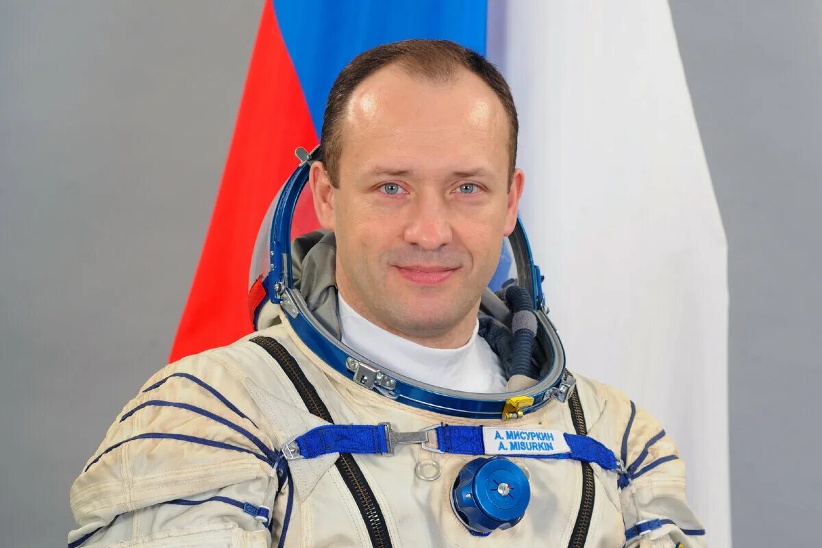 Самый молодой космонавт побывавший. Александр александрович мисуркин. алекса́ндр алекса́ндрович мису́ркин. александр александрович мисуркин российский космонавт. орловский космонавт.