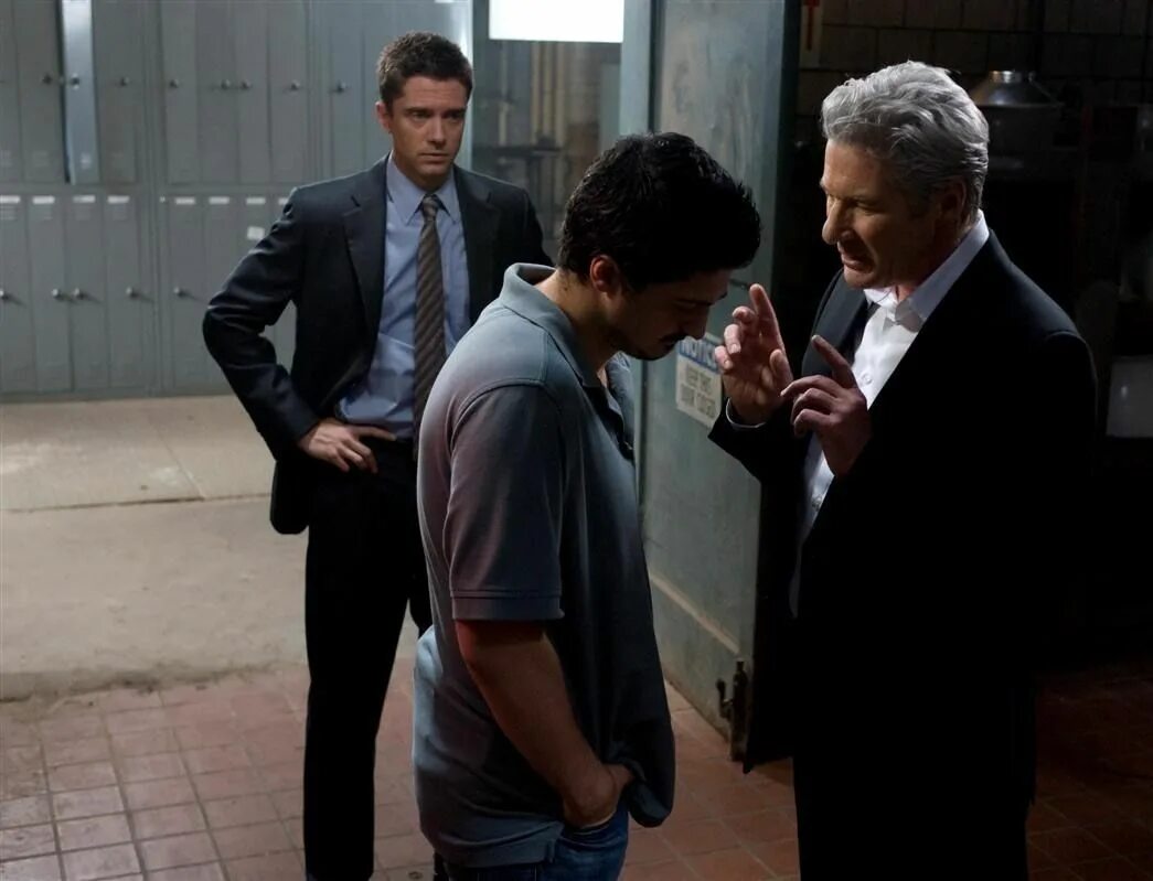 Richard gere двойной агент. Двойной агент качества. Двойной агент 1987. Роберт фригард 2022. Агент 2022.