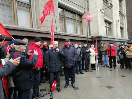 Правительство пошло