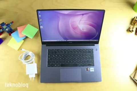 Matebook d15 core i3