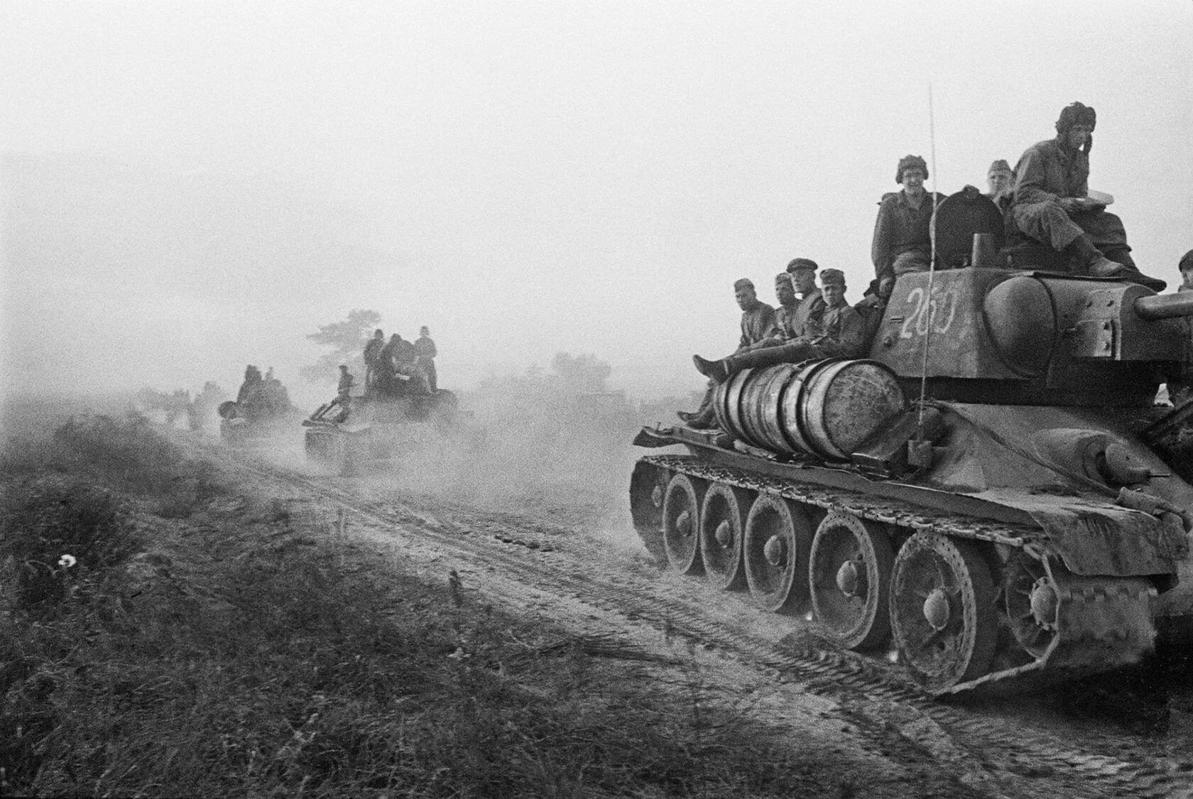 Львовско-Сандомирская операция 1944. Танк т 34 ВОВ. 4-Й Гвардейский танковый корпус. Т-34 1 гв.т.бр.
