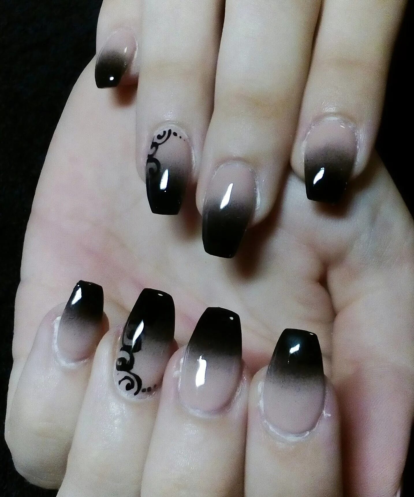 40 Gorgeous and Creative Halloween Nail Art designs Source by aprillogea Nail ar