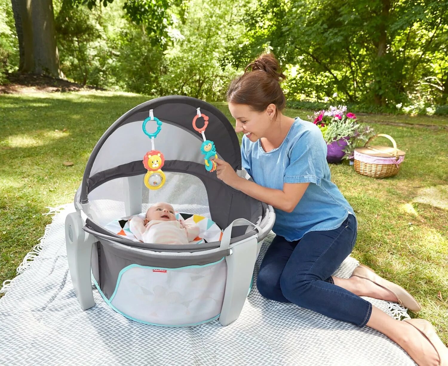 Sweet baby cupola. Fisher Price on the go Baby Dome. Манеж Fisher Price. Кроватка люлька Fisher Price. Люлька манеж для новорожденных.