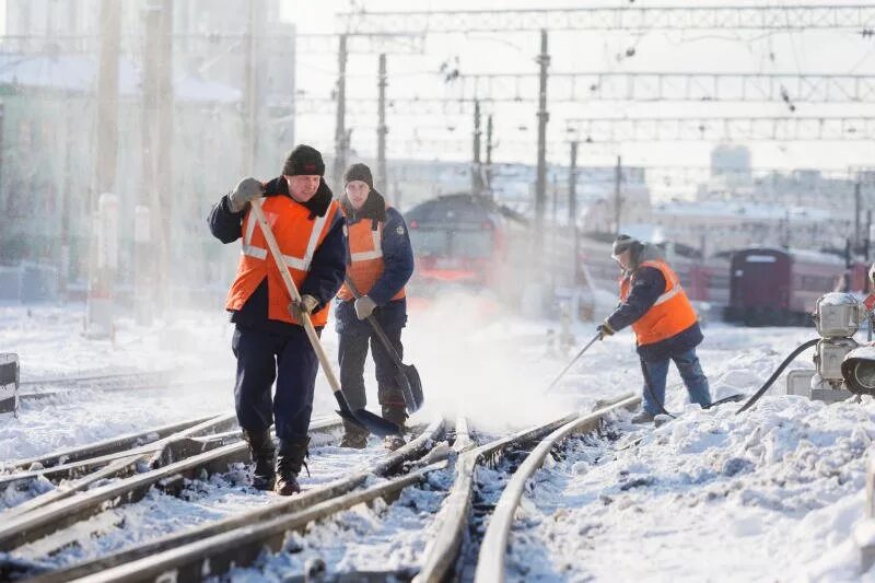 Организация работы в зимних условиях. Снегоборьба РЖД. Снегоборьба на железной дороге. Очистка путей от снега. Уборка снега на железной дороге.