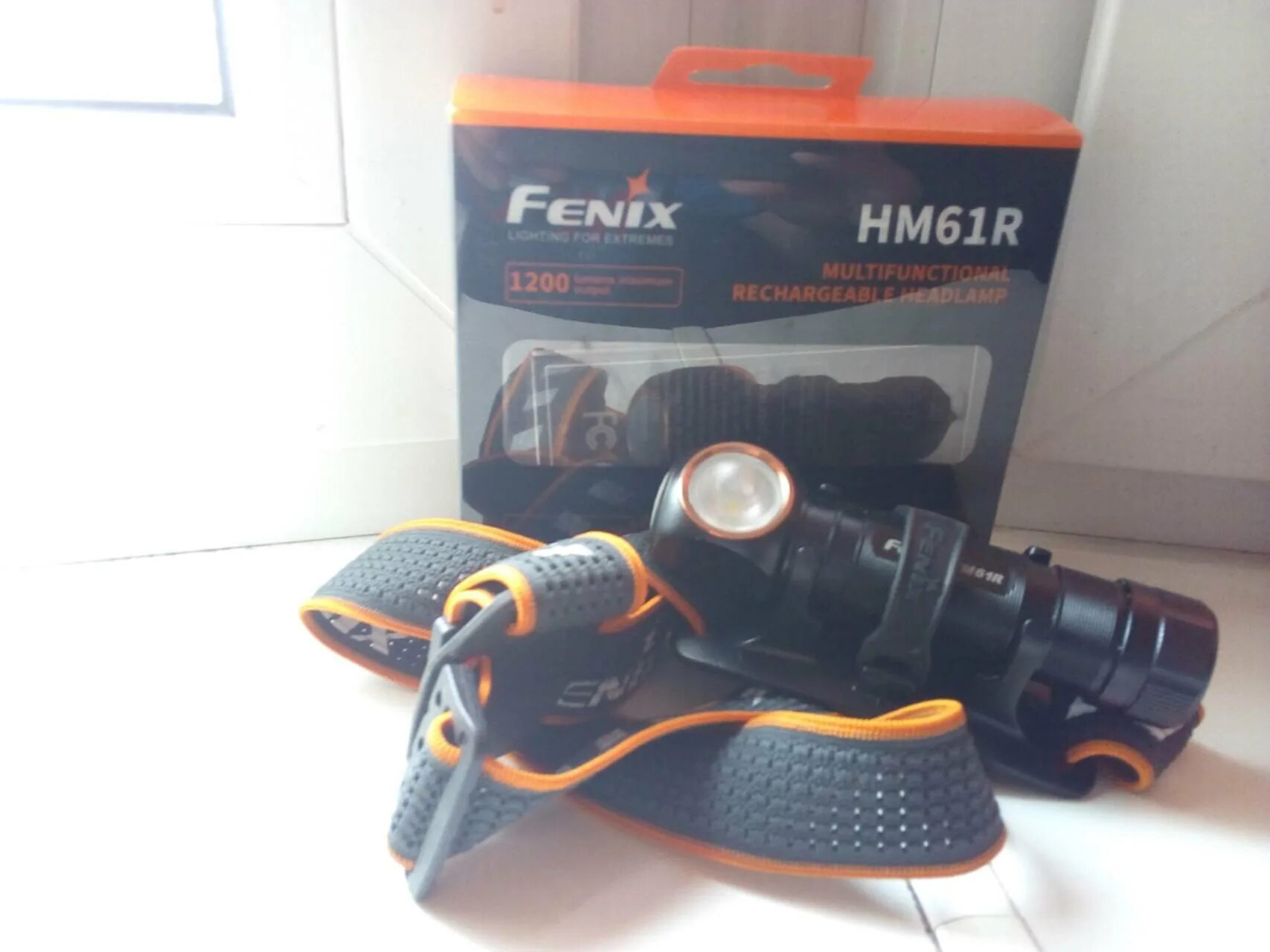 Fenix hm61r. Фонарь налобный Fenix hm61r. Fenix hm61r USB зарядка. Hm61r Fenix аккумулятор.