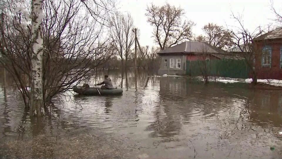 Где сейчас наводнения в россии. Паводки в Саратовской области, март 2023. Наводнение. Наводнения в России.