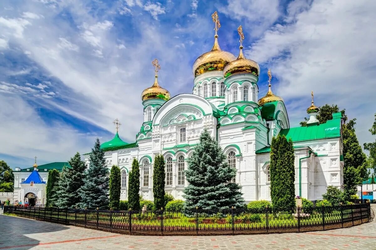 Монастырь раифа казань. Раифский казань монастырь казань. Рифицкий богородский монастырь. Мужской монастырь раифа казань. Храм раифа казань.