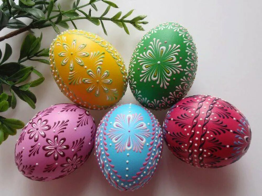 Как разукрасить яйца на пасху. Украшение яиц. Яйцо Пасха. Пасхальное яйцо. Красивые пасхальные яйца.