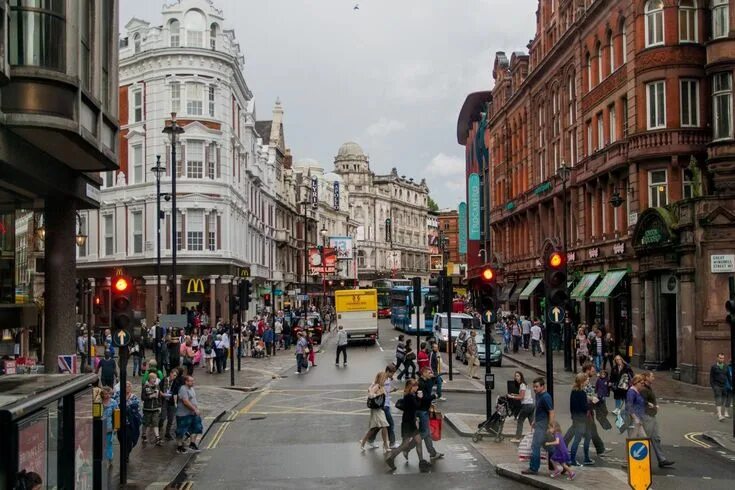 Strand Aldwych: Central London’s new public space - Topos Magazine