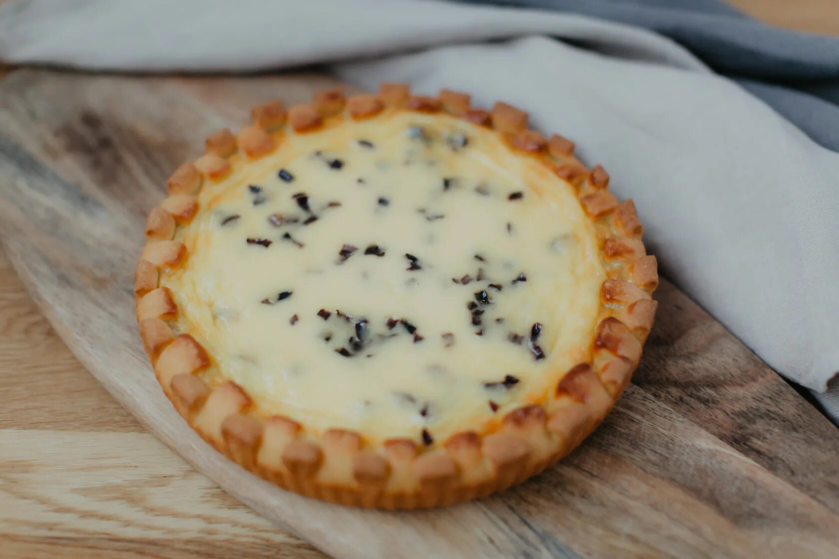 сметанник пирожное песочное. татарская выпечка сметанник. татарский пирог сметанник. сметанник. фото сметанника пирога.