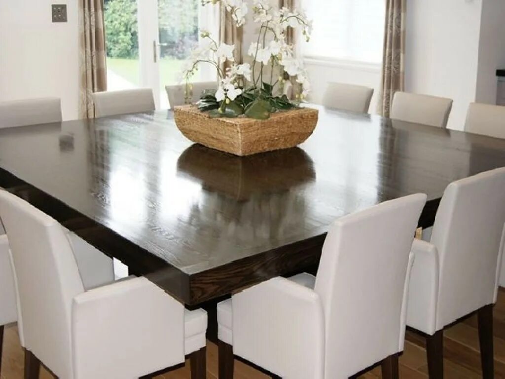 Стол обеденный. Большой квадратный стол. Стол кухонный квадратный. Большой квадратный обеденный стол. Обеденный квадратный