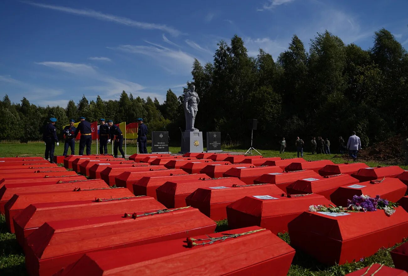 Город августов работа. Зубцовский район тверской области. зубцов город воинской доблести. веригино братское захоронение. тверь зубцовский район.