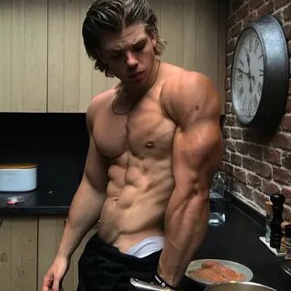 the beauty of male muscle: Matthis.