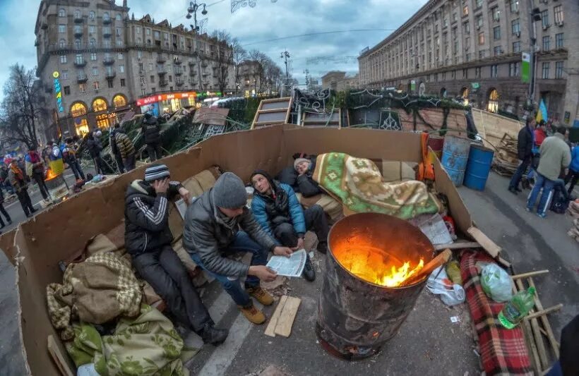 Картина Майдан. Евромайдан арт. Майдан арт. Уличные художники на Майдан независимости. Покажи ей майдан