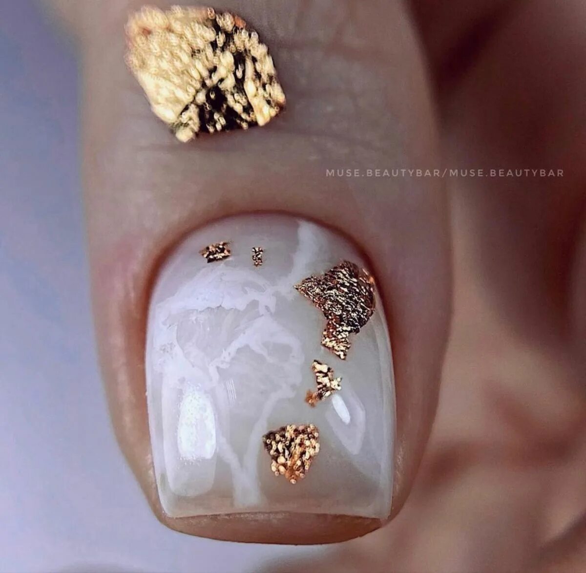 Pin by Emily Gudibandi on n a i l s Gold nail designs, Foil nail designs, Foil n