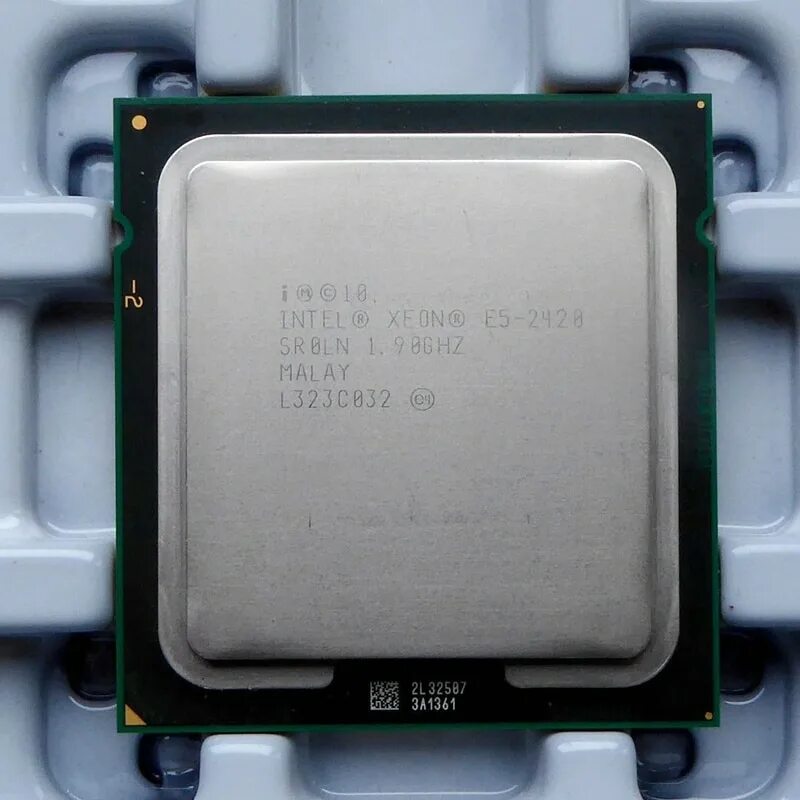 Процессор 12 ядер 12 потоков. Xeon e5 2420. intel xeon e5-2420 процессор. xeon lga 1356 e5 2420. xeon e5 2420 сокет.